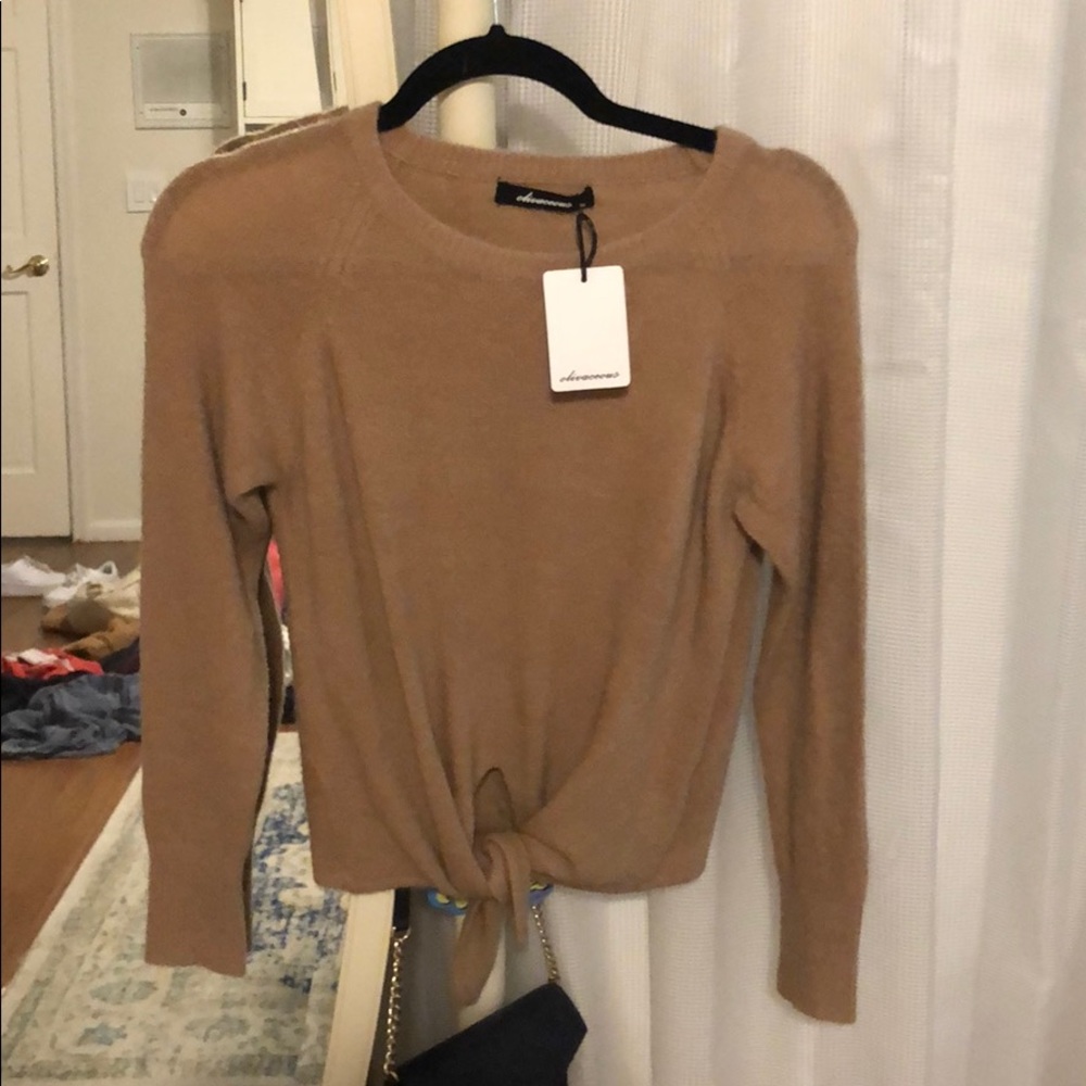 Long Sleeve Mocha tie shirt